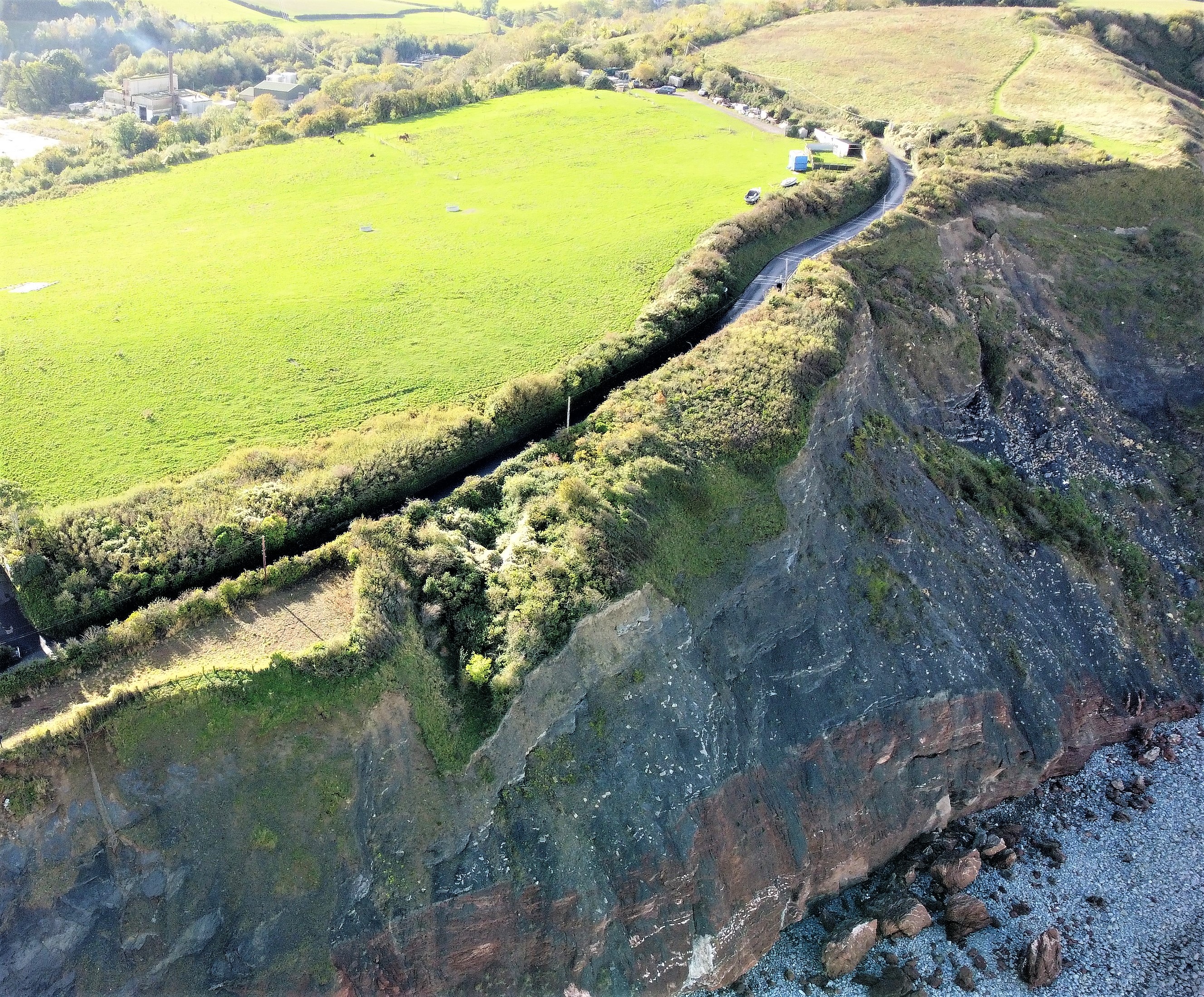 Council confirms indefinite closure for Cleeve Hill cliff road